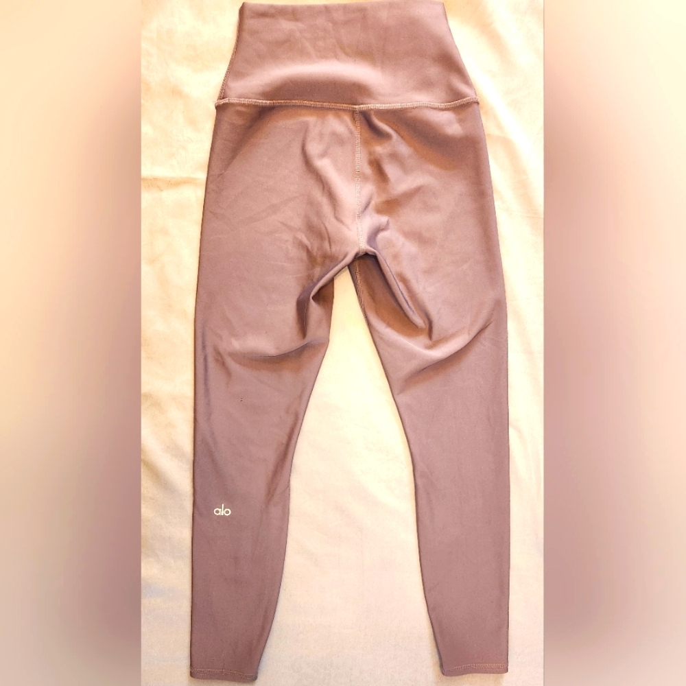 ALO Yoga 7/8 High-Waisted Airlift Leggings XS